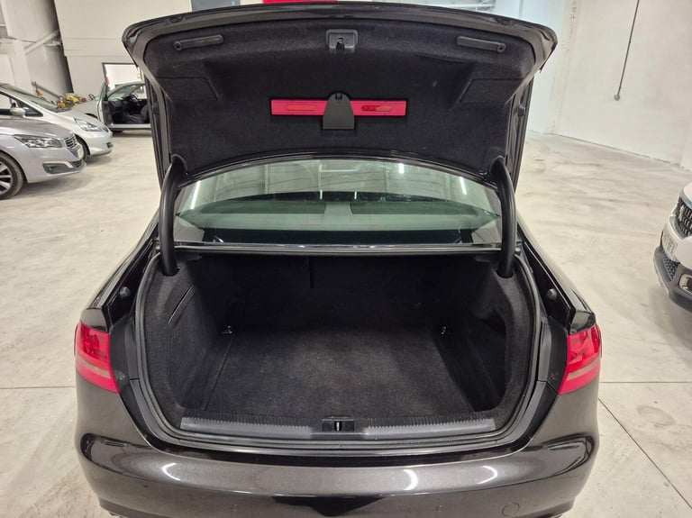 2013 Audi A4 2.0 TDI SE Technik Euro 5 (s/s) 4dr SALOON Diesel Manual