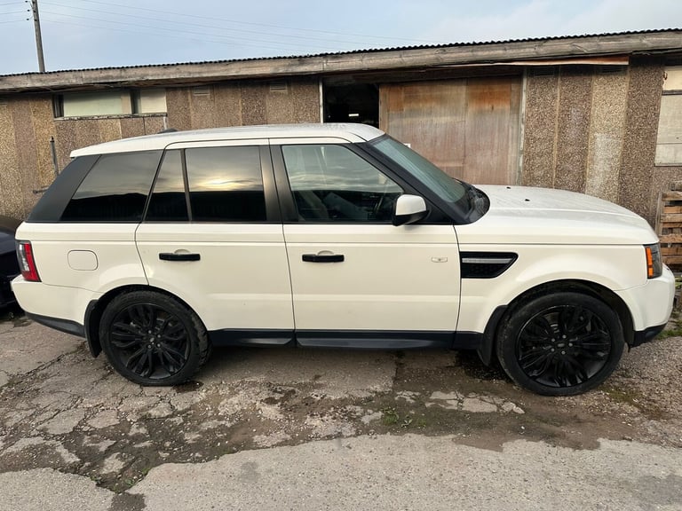 2010 Land Rover Range Rover Sport 3.0 TDV6 HSE 5dr CommandShift ESTATE Diesel Automatic