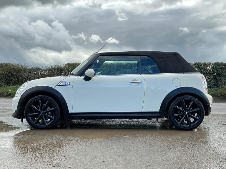 2015 MINI Convertible 1.6 Cooper S 2dr CONVERTIBLE PETROL Manual