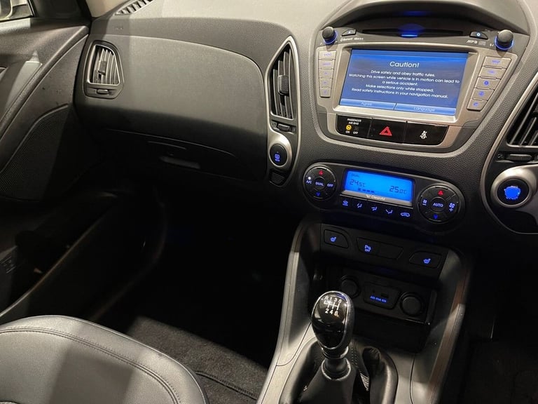 2013 Hyundai Ix35 1.7 CRDi Premium SUV 5dr Diesel Manual Euro 5 (s/s) (115 ps) Diesel Manual