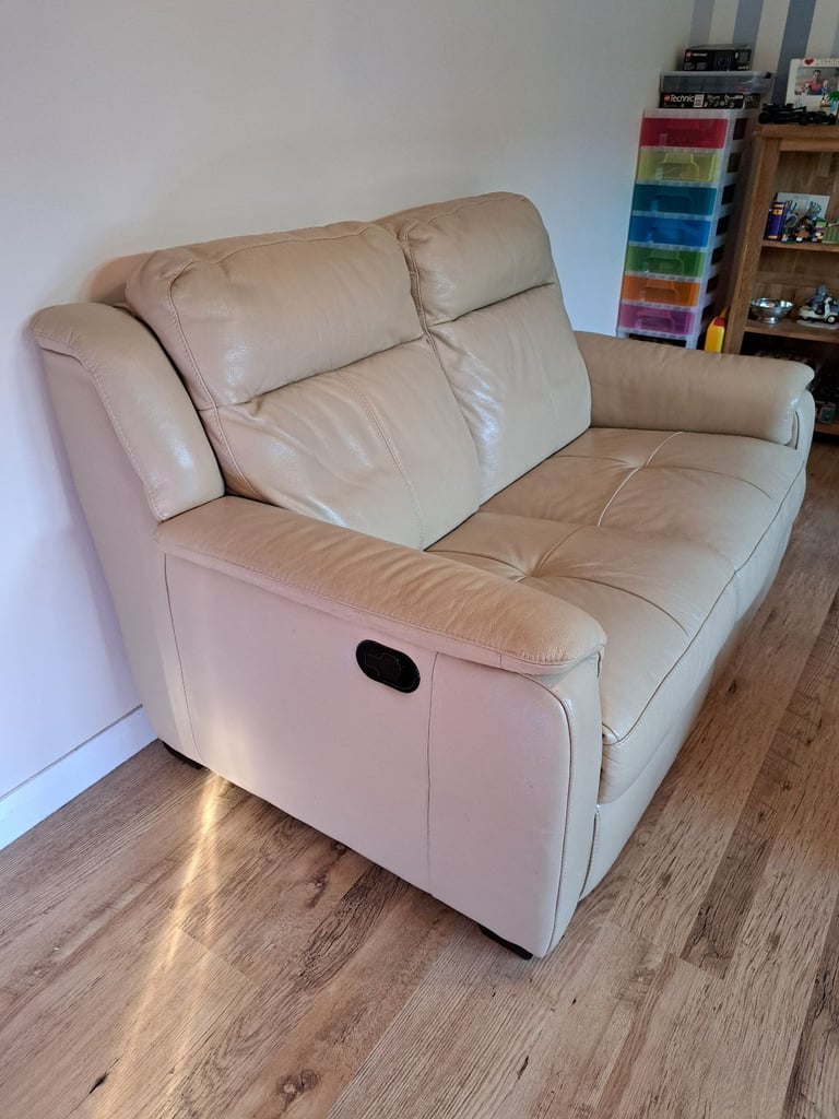 Ex DFS Sofas, 3 & 2 seaters