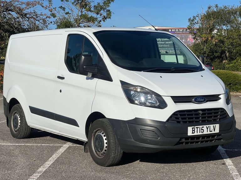 image for 2015 Ford Transit Custom 2.2 TDCi 100ps Low Roof Van PANEL VAN DIESEL Manual