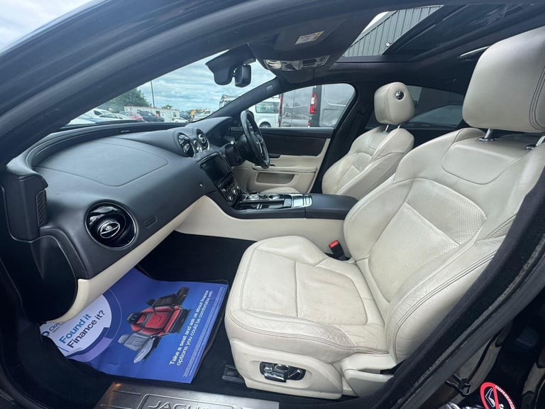 2014 Jaguar XJ 3.0d V6 Portfolio Auto Euro 5 (s/s) 4dr SALOON Diesel Automatic