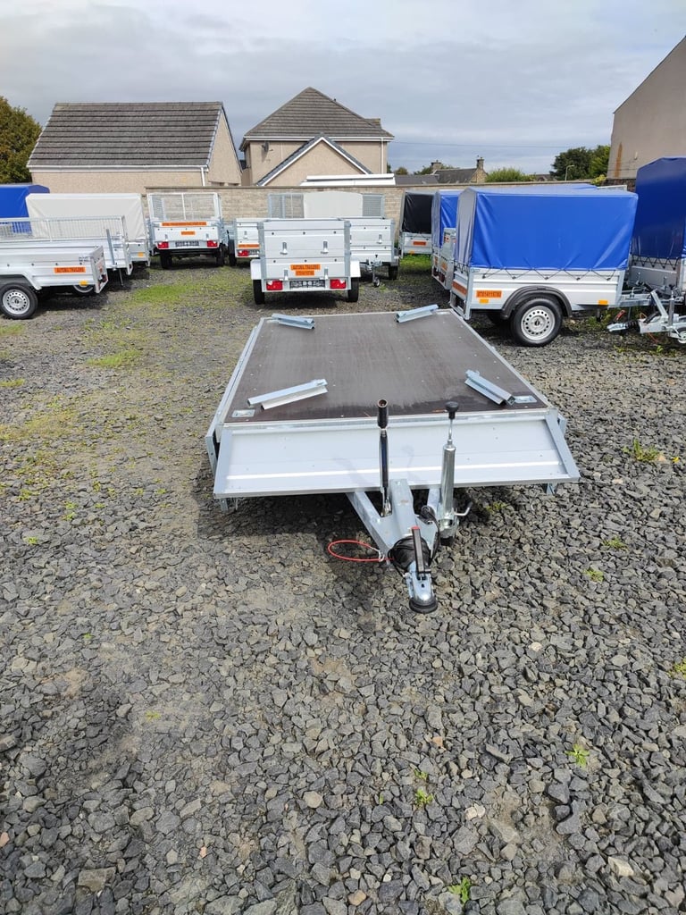 BRAND NEW 8,2ft x 5ft Twin Axle Hochlander Trailer With Drop Down Sides 1300KG ALKO Braked