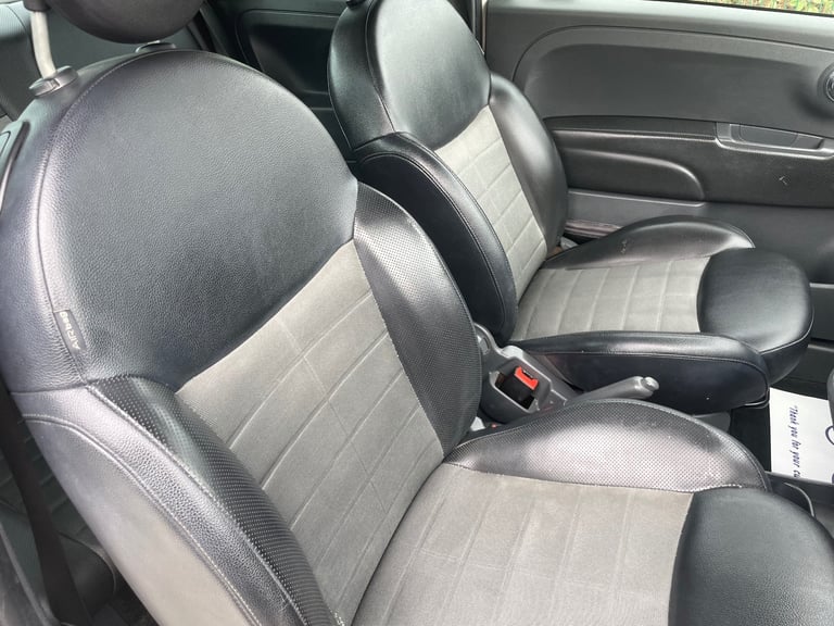 FIAT 500 1.2 LOUNGE S/S 10 REG WHITE 3 DOOR MOT MARCH 27TH 2026 TAX £35 SERVICE HISTORY 50+MPG