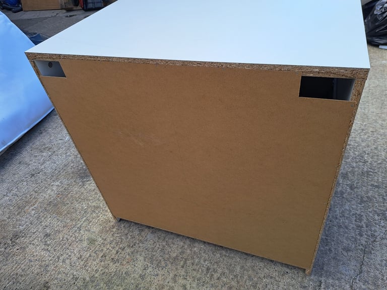 white wood 3 drawer chest of drawers