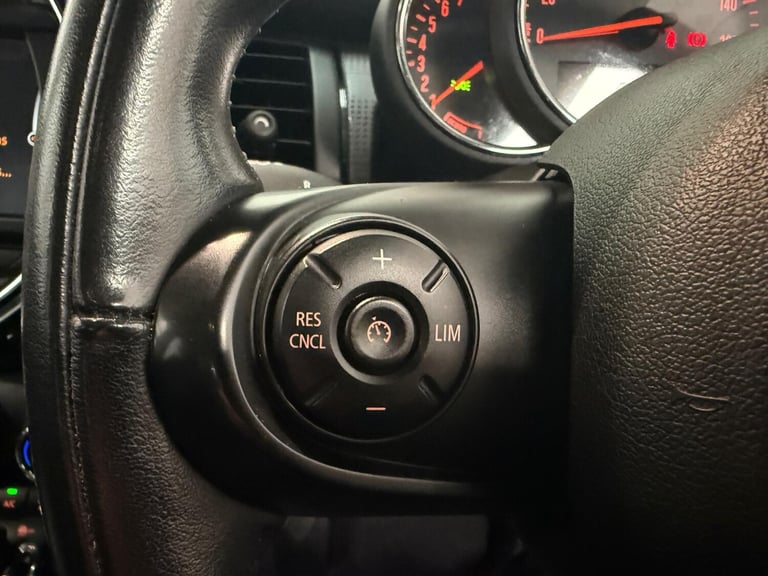 2017 MINI Hatch 1.5 Cooper 5dr HATCHBACK PETROL Manual