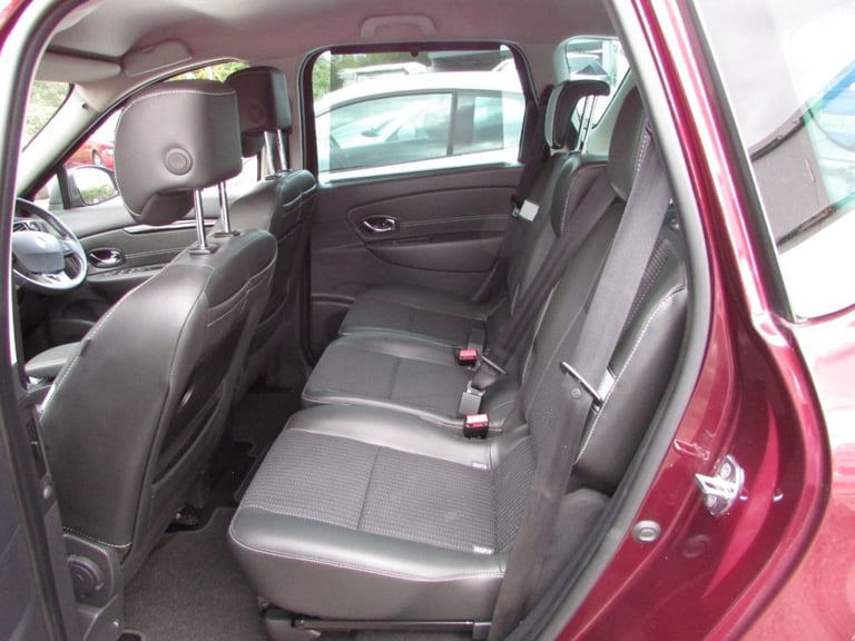  Renault Scenic 1.5 dCi Dynamique TomTom Energy 5dr [Start Stop] Diesel