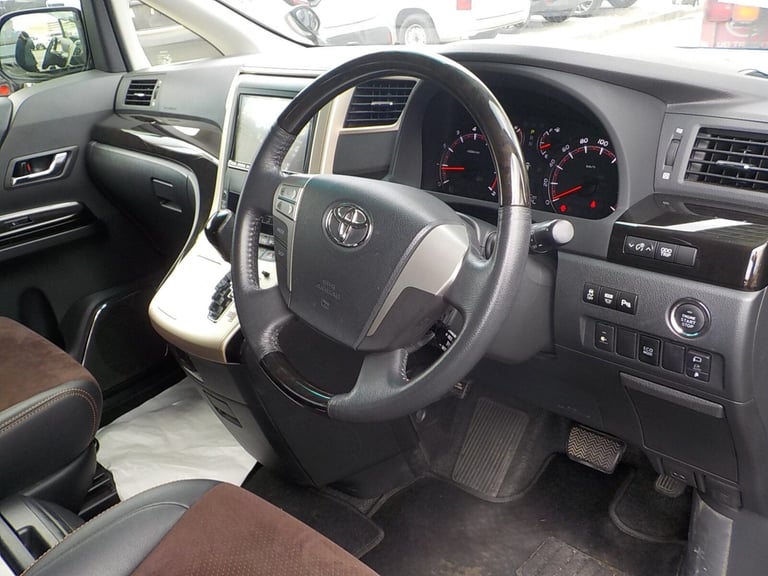 2013 Toyota Alphard 240S TYPE GOLD + 7 Seats MPV Petrol Automatic