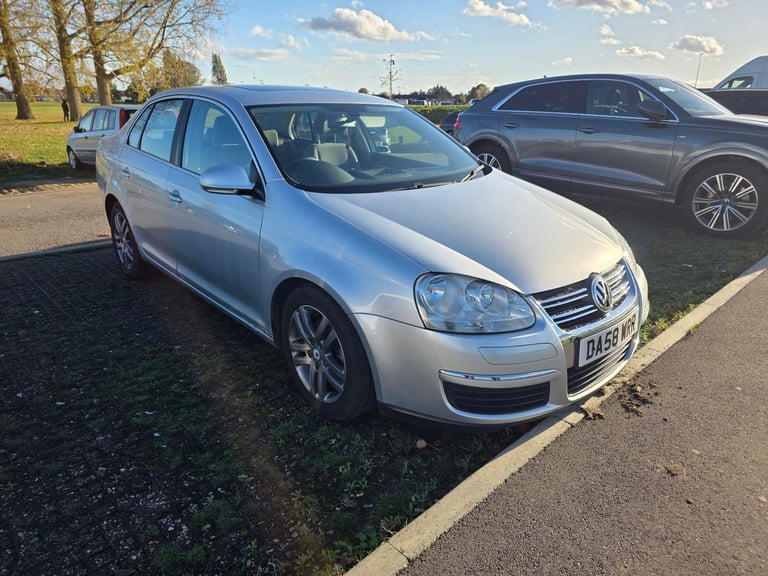 Volkswagen, JETTA, Saloon, 2008, Manual, 1390 (cc), 4 doors