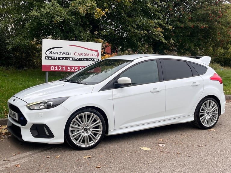image for 2016 Ford Focus 2.3 EcoBoost 5dr HATCHBACK Petrol Manual