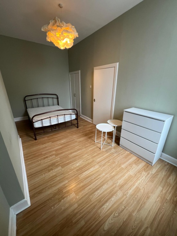 1 bedroom flat in Union Place, New Town, Edinburgh, EH1 3NQ