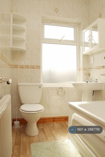 5 bedroom house in Hathersage Road, Manchester, M13 (5 bed) (#2667761)