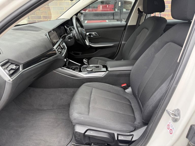 2021 BMW 3 Series 2.0 330e 12kWh SE Pro Auto Euro 6 (s/s) 4dr SALOON Petrol/Electric Hybrid Autom...
