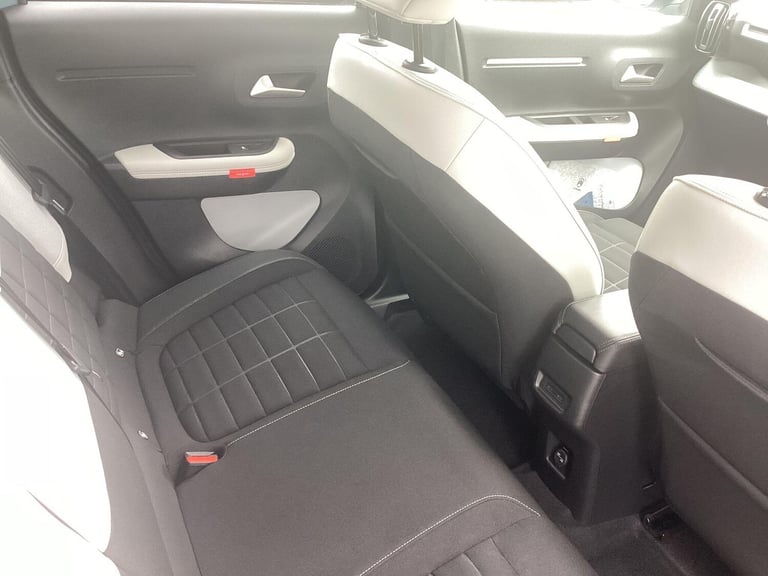 2024 Citroen e-C3 Standard Range 44kWh MAX Auto 5dr (7.4kW Charger) HATCHBACK Electric Automatic