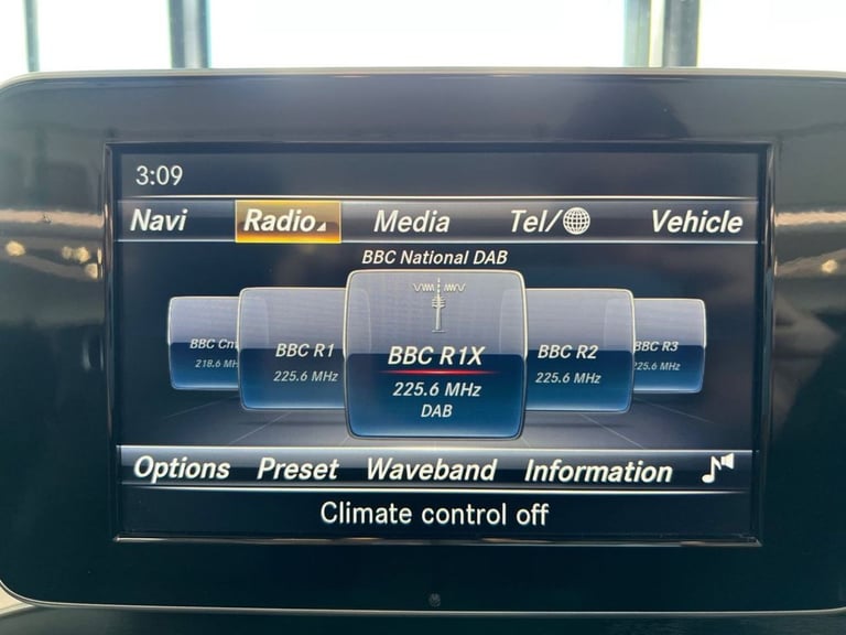 2018 Mercedes-Benz C-Class 2.0 C200 AMG Line Cabriolet 2dr Petrol G-Tronic+ Euro 6 (s/s) (184 ps)...