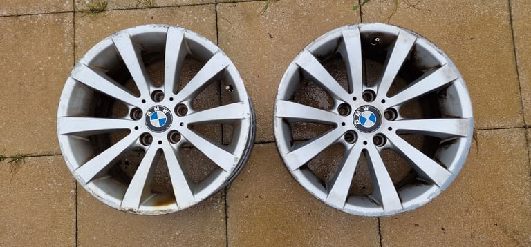  Pair of Genuine BMW 17" Alloy Wheels – 8Jx17 – No Cracks/Bends – Ideal for Refurb