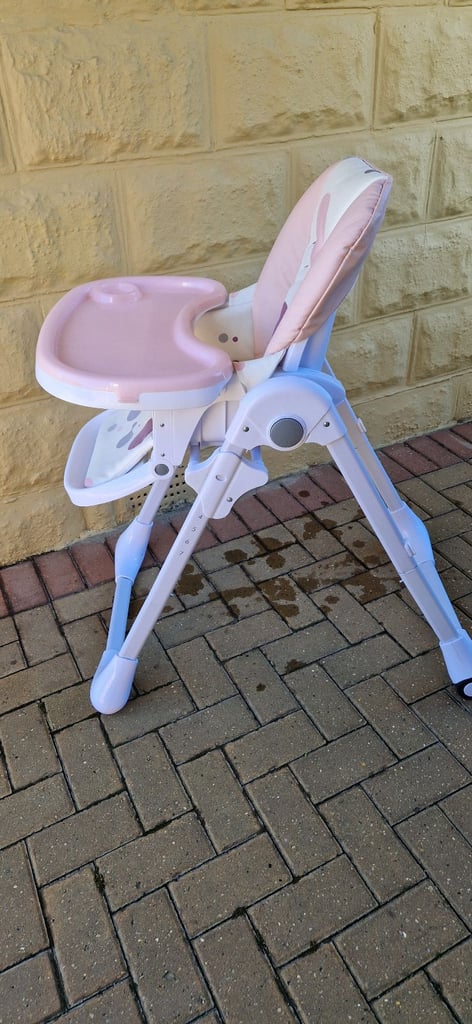 image for KINDERKRAFT YUMMY, BABY HIGH CHAIR, PINK. IN EXCELLENT CONDITION.