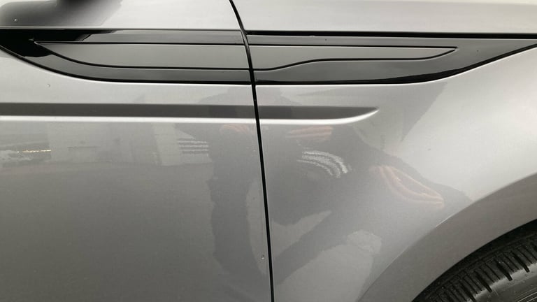 2025 Land Rover Range Rover Evoque 2.0 D200 Dynamic SE 5dr Auto Diesel Hatchback Hatchback Diesel...
