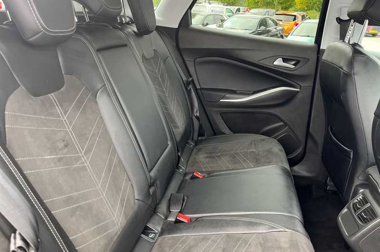 2022 Vauxhall Grandland 1.2 Turbo Ultimate SUV 5dr Petrol Manual Euro 6 (s/s) (130 ps) SUV Petrol...
