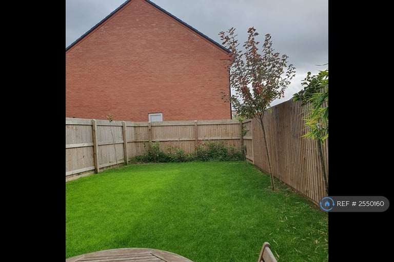 3 bedroom house in Featherstone Crescent, Heald Green, Cheadle, SK8 (3 bed) (#2550160)