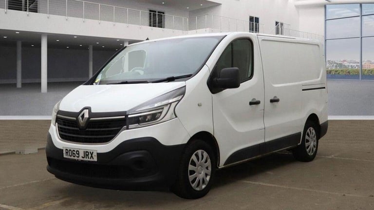 RENAULT TRAFIC 2.0 dCi ENERGY 28 Business+ SWB Standard Roof Euro 6 (s/s) 5dr