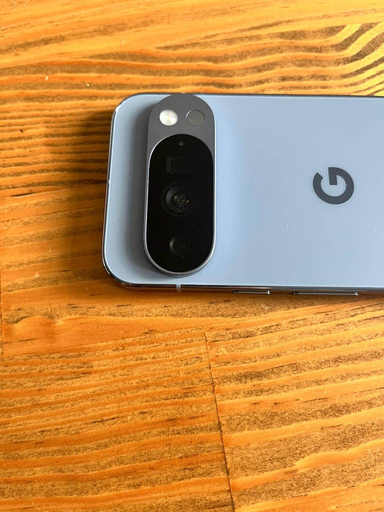 Pixel 10 pro Moonstone 256 gb