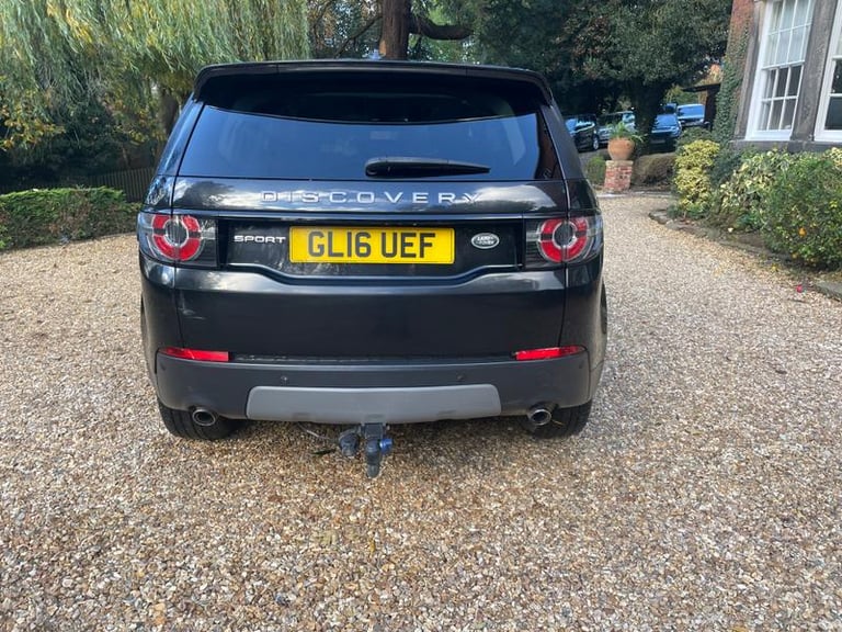 2016 Land Rover Discovery Sport 2.0 TD4 SE Tech SUV 5dr Diesel Auto 4WD Euro 6 (s/s) (180 ps) 7 S...