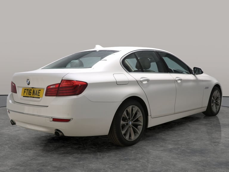2016 BMW 5 Series 3.0 535d Luxury Saloon 4dr Diesel Auto Euro 6 (s/s) (313 ps) - DAKOTA LEATH Sal...