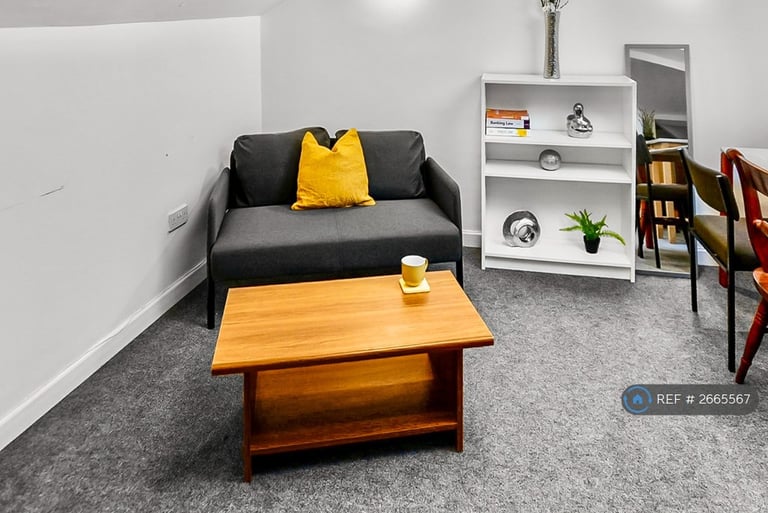 1 bedroom in Waverley Road, Redland, BS6 (#2665567)