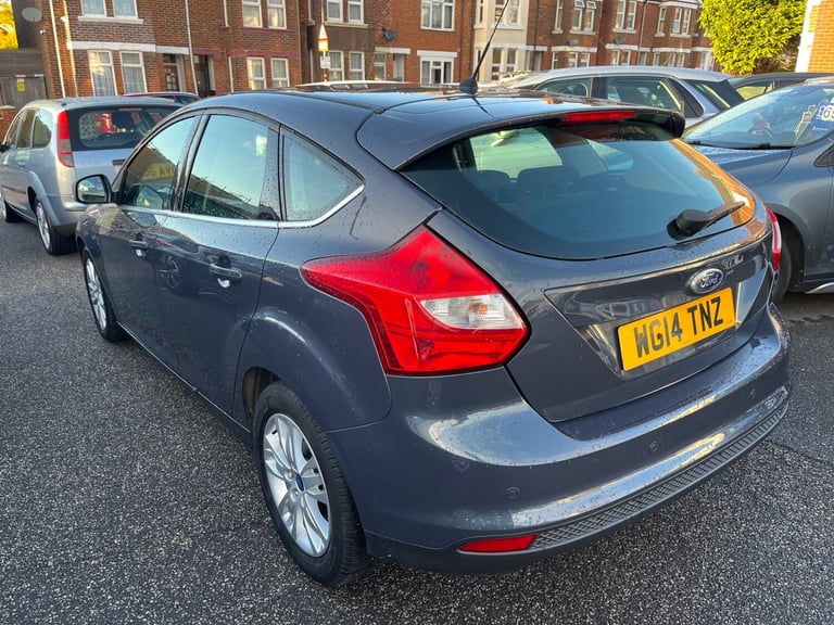 2014 Ford Focus 1.6 125 Titanium Navigator 5dr Powershift HATCHBACK Petrol Automatic