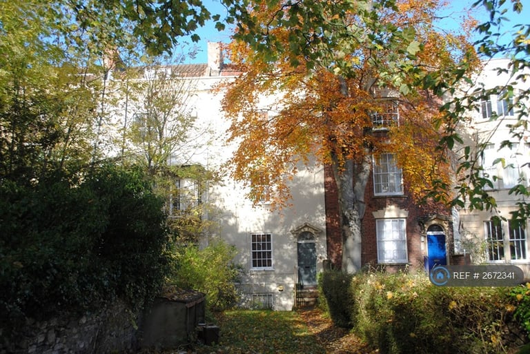 1 bedroom flat in Montpelier, Bristol, BS6 (1 bed) (#2672341)