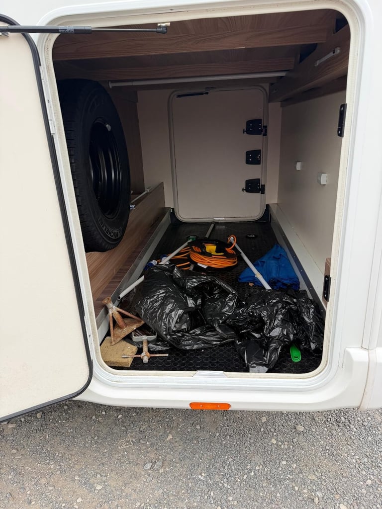 2020 Swift Norden 794 4 berth 4 belts 11000 miles LHD 