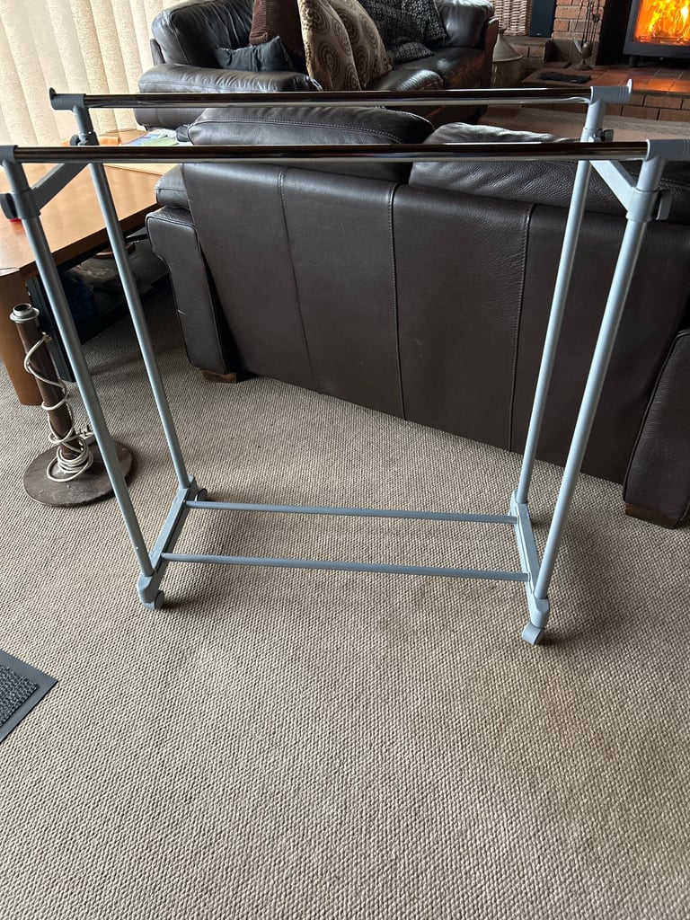 image for clothes rail 