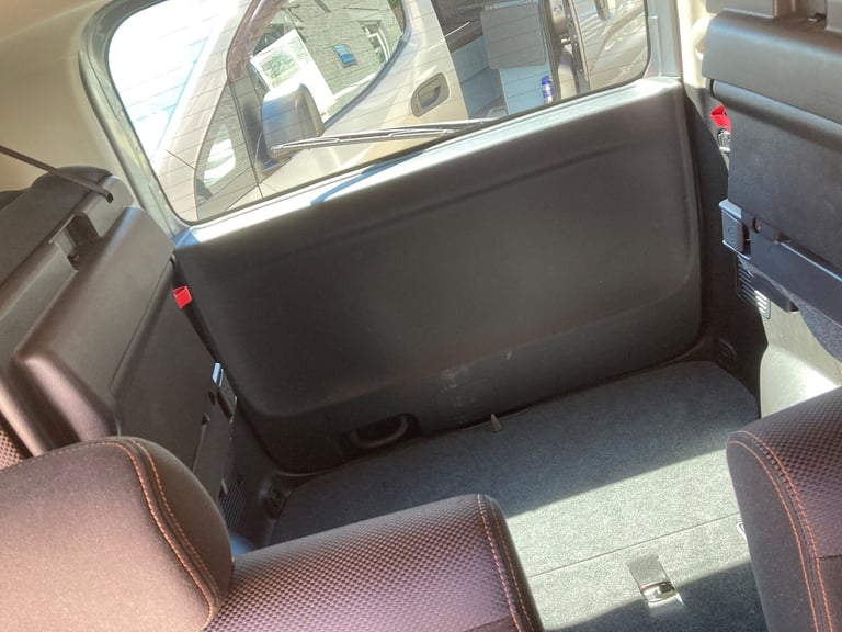 2010 Nissan Serena 2.0 PETROL AUTOMATIC 8 SEATER VERY LOW MILES ULEZ COMPLIANT