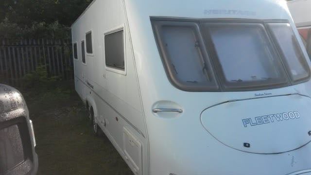 Fleetwood Hertitage 640es Touring Caravan, 4 Berth, Tag Axle,  Twin Single Beds.