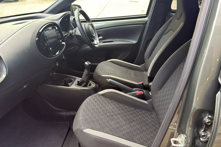  Toyota Aygo X 1.0 Vvt I Edge Hatchback 5dr Petrol Manual Euro 6 s/s 72 Ps