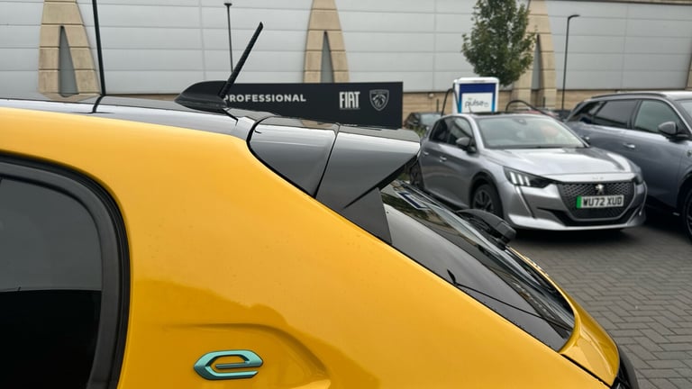 2022 Peugeot 208 50kWh GT Premium Hatchback 5dr Electric Auto (136 ps) Hatchback Electric Automatic