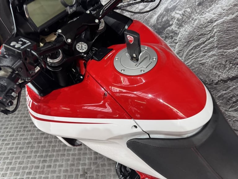 DUCATI MULTISTRADA 1200 PIKES PEAK 2013