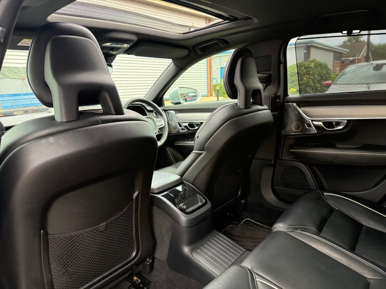 2018 Volvo S90 2.0 T8 Hybrid R DESIGN Pro 4dr AWD Geartronic SALOON Petrol Parallel Phev Automatic