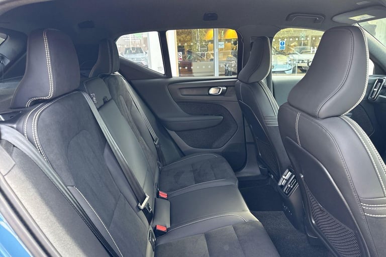 2025 Volvo EX40 185kW Extended Range Plus 78kWh 5dr Auto ESTATE ELECTRIC Automatic