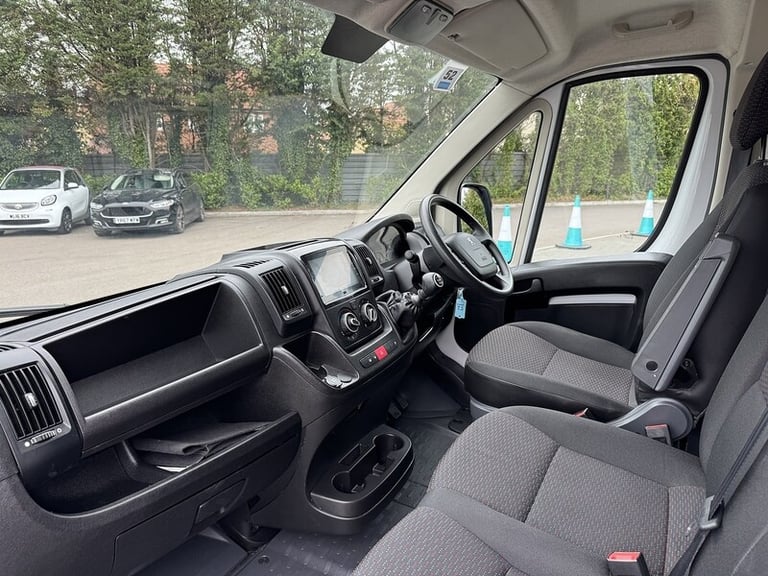 2024 Peugeot Boxer 2.2 BlueHDi H2 Professional Premium+ Van 140ps PANEL VAN DIESEL Manual