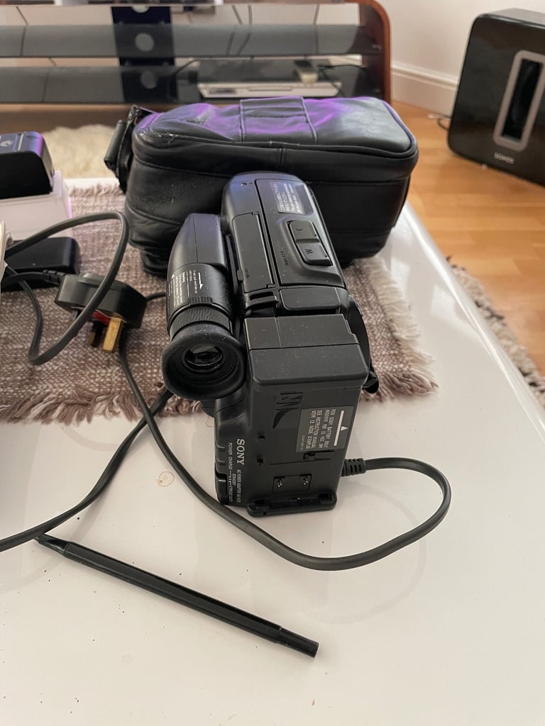 Sony ccdtr350 camcorder 