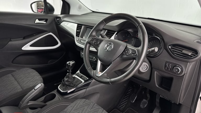 2020 Vauxhall Crossland X 1.2T [110] Griffin 5dr [6 Spd] [Start Stop] HATCHBACK PETROL Manual