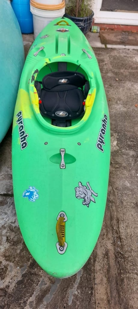 kayak Pyranha Burn