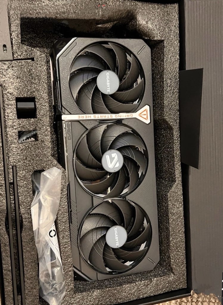 GeForce RTX  5090 32GB  Fan System heatsink backplate GPU Shroud Only