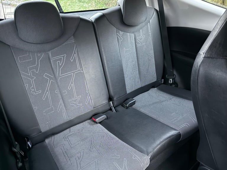 2015 Toyota AYGO 1.0 VVT-i x-pression Euro 5 3dr Euro 5 HATCHBACK Petrol Manual