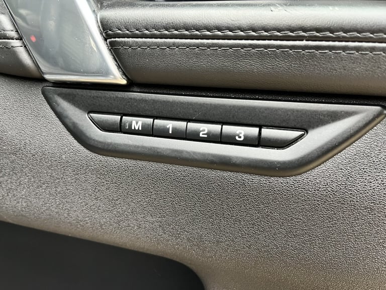 LAND ROVER DISCOVERY SPORT 2.0 D180 MHEV HSE 2020