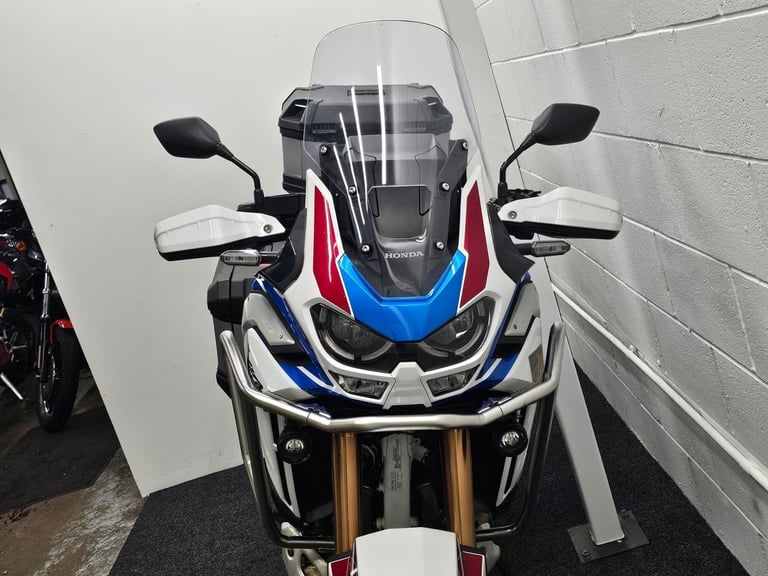 Honda CRF1100 Africa Twin ** 1 Owner - Full Luggage - Warranty **