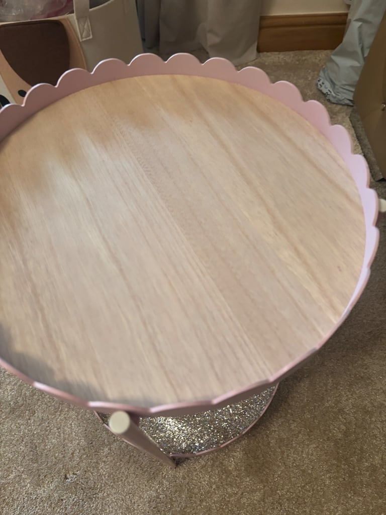 Pink scallop edge side table 